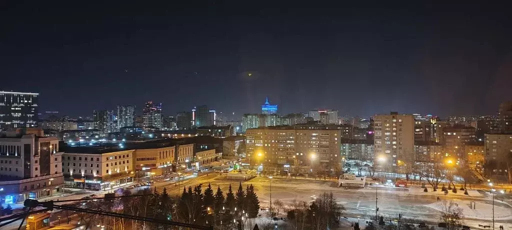 1-к кв. Тюменская область, Тюмень ул. Республики, 92 (34.0 м) - Фото 0