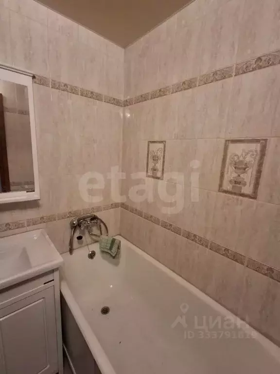 1-к кв. Тюменская область, Тюмень ул. Коммунаров, 37 (30.1 м) - Фото 1