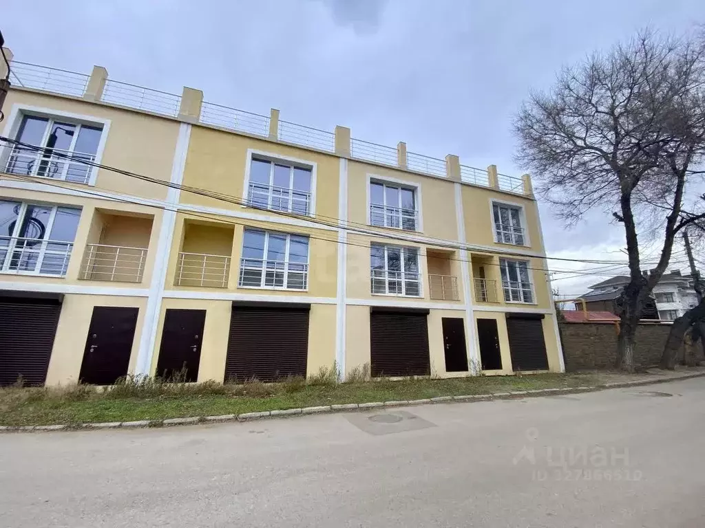 Дом в Крым, Феодосия наб. Черноморская (102 м) - Фото 1