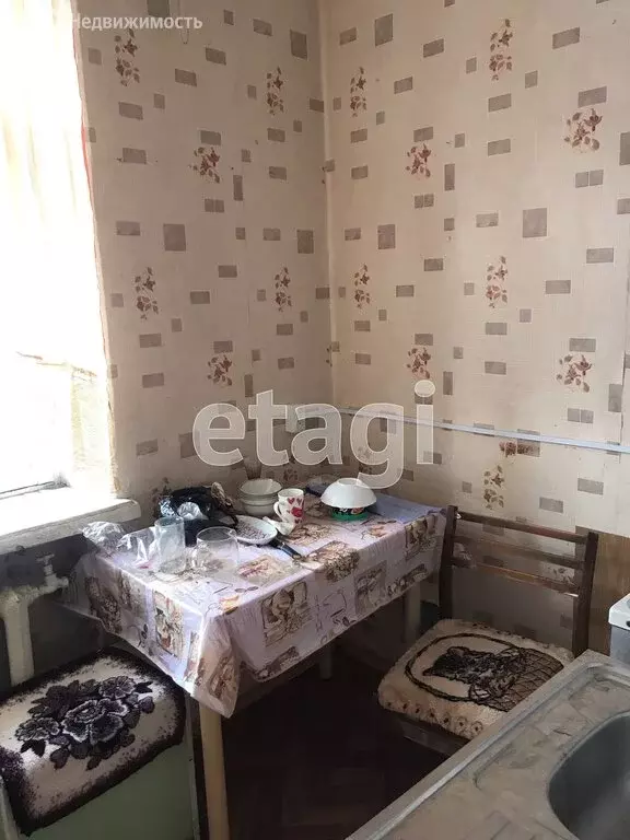 2-комнатная квартира: Тюмень, улица Республики, 58 (55 м) - Фото 1