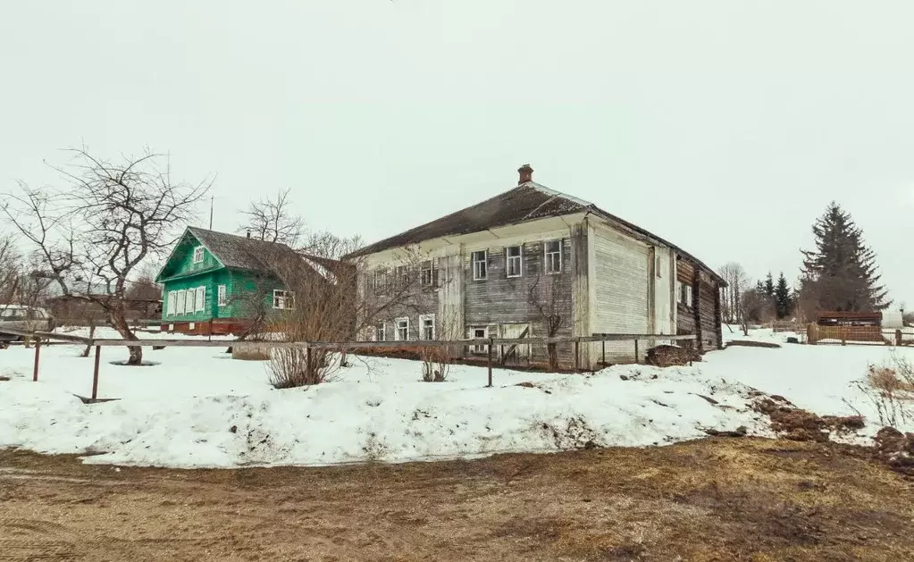 Дом в Вологодская область, Кадуйский муниципальный округ, д. Бережок ... - Фото 0