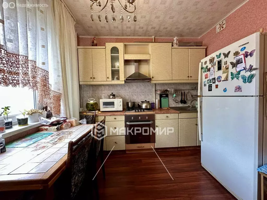 2-комнатная квартира: Брянск, улица Медведева, 11 (58 м) - Фото 0