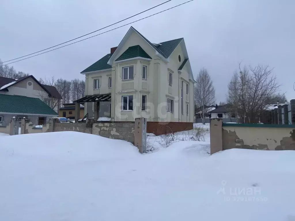 Дом в Башкортостан, Уфимский район, с. Булгаково Рябиновая ул., 38 ... - Фото 1