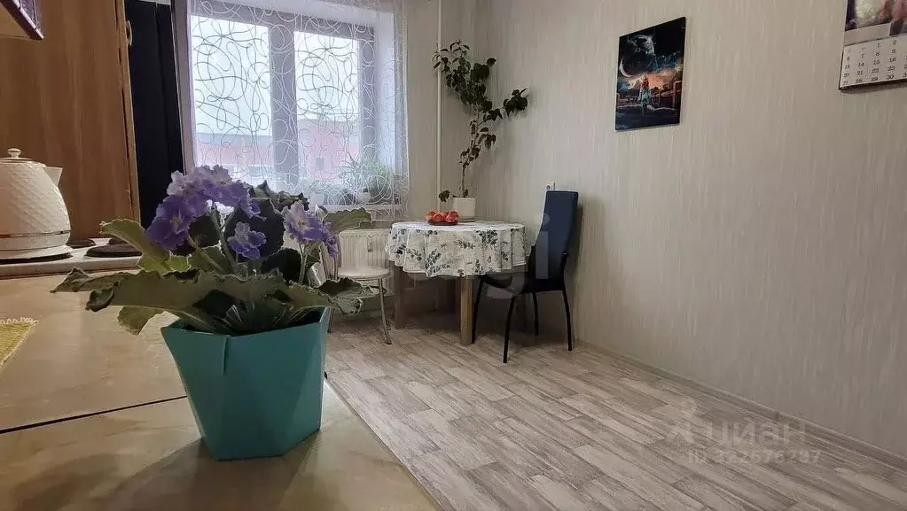 1-к кв. Вологодская область, Череповец Октябрьский просп., 94 (36.0 м) - Фото 1