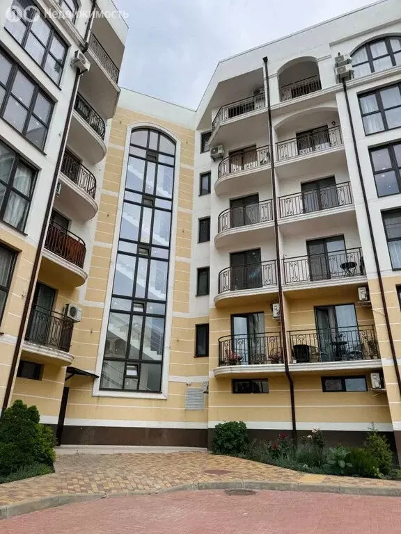 2-комнатная квартира: село Мысхако, Счастливый переулок, 26 (84.6 м) - Фото 1