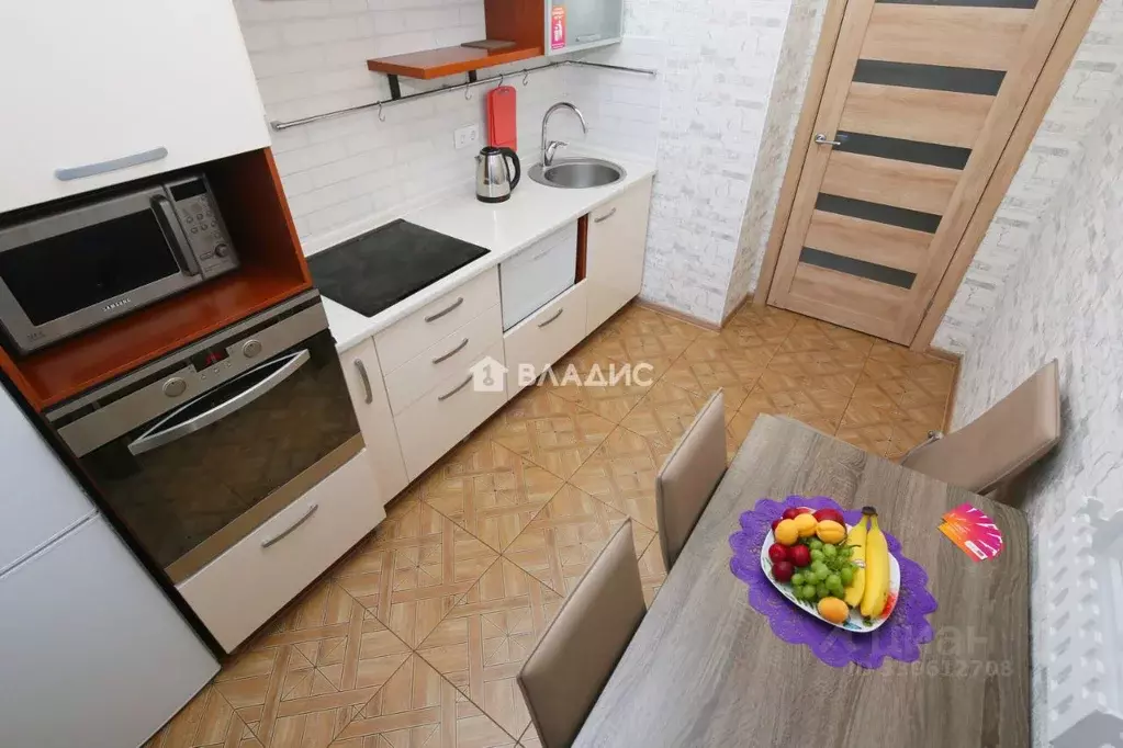 2-к кв. Иркутская область, Иркутск ул. Лыткина, 9/6 (53.2 м) - Фото 1