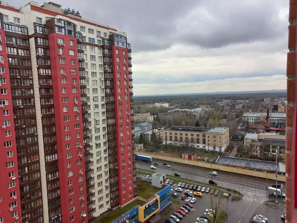 2-к кв. Московская область, Королев Пионерская ул., 13к5 (68.0 м) - Фото 0