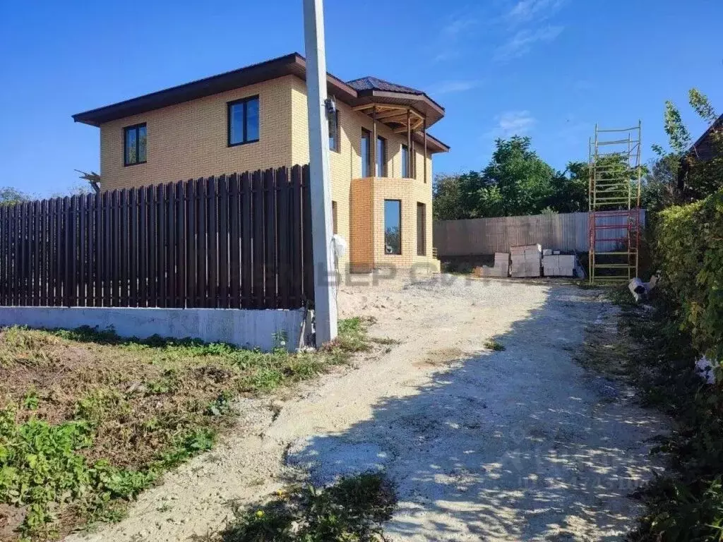 Дом в Калужская область, Калуга городской округ, д. Желыбино 4 (160 м) - Фото 2