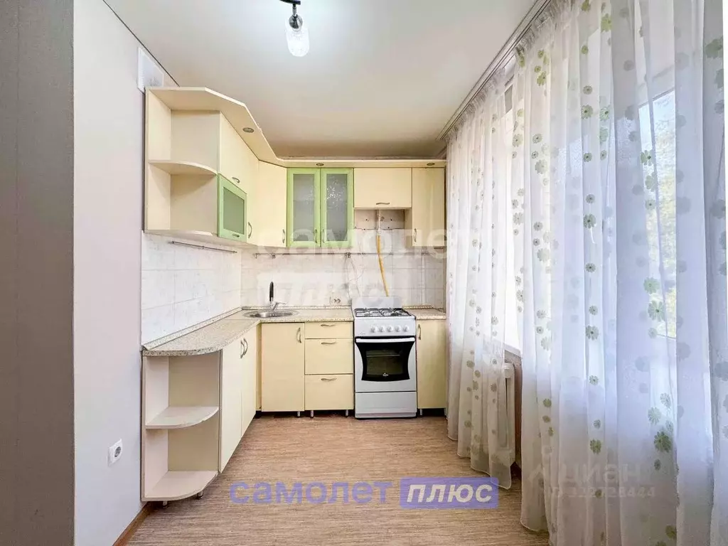 2-к кв. Чувашия, Чебоксары ул. Энтузиастов, 3к2 (50.1 м) - Фото 1