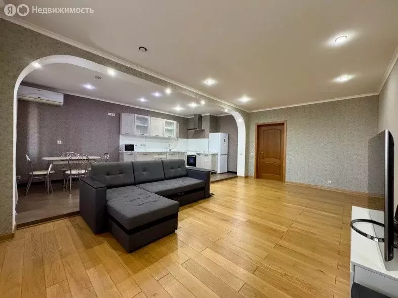 2-комнатная квартира: Сочи, Демократическая улица, 43 (82 м) - Фото 1