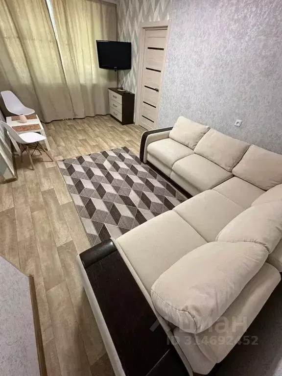 2-к кв. Псковская область, Псков ул. Металлистов, 6 (43.0 м) - Фото 1
