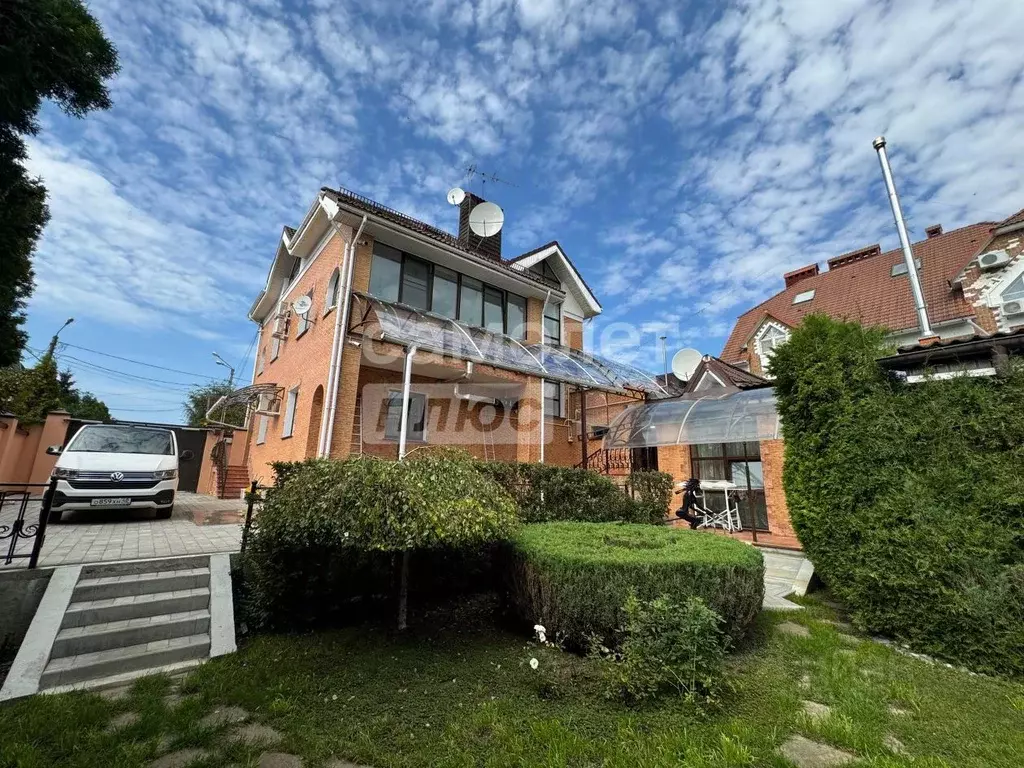 Дом в Калужская область, Калуга Октябрьская ул., 72 (360 м) - Фото 0