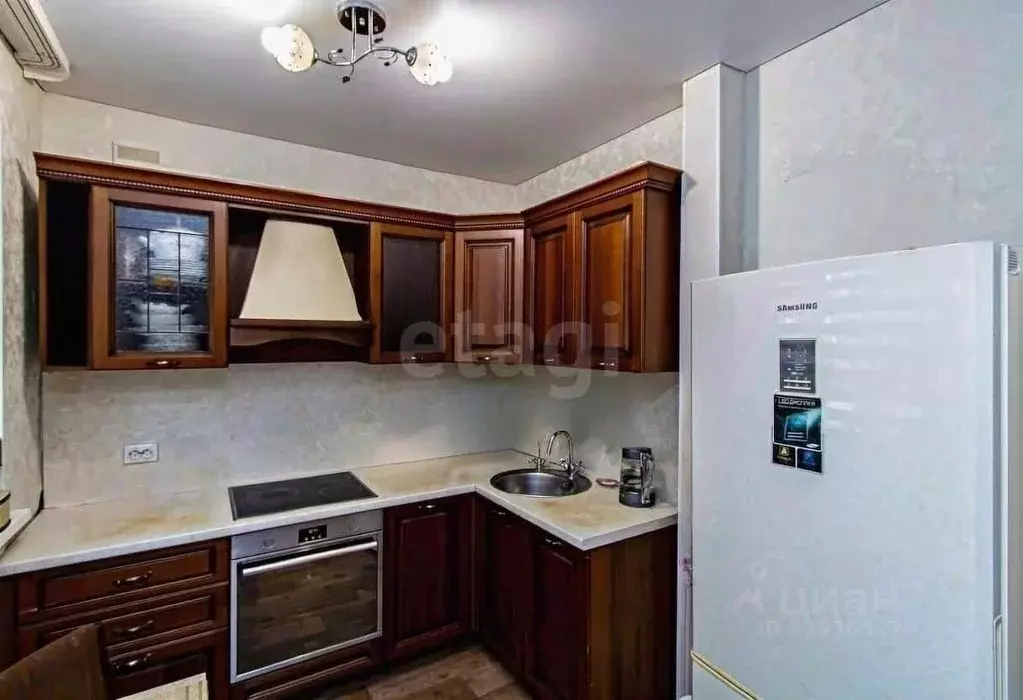 3-к кв. Тюменская область, Тюмень Минская ул., 96 (55.2 м) - Фото 1