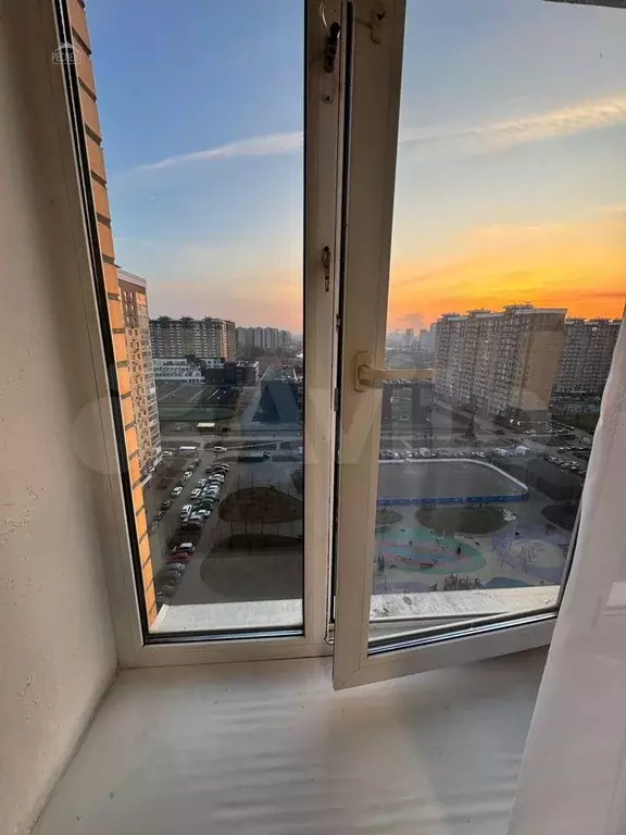 1-к. квартира, 34 м, 14/17 эт. - Фото 1