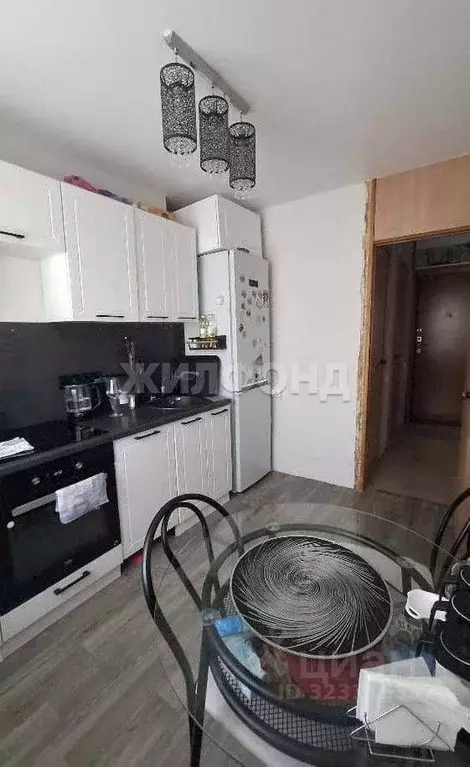 3-к кв. Новосибирская область, Новосибирск ул. Петухова, 146 (60.2 м) - Фото 0