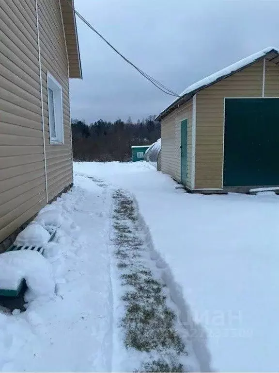 Дом в Ленинградская область, Кингисеппский район, Нежновское с/пос, д. ... - Фото 2