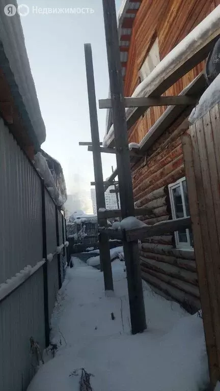 Дом в Якутск, улица Софронова (195 м) - Фото 2