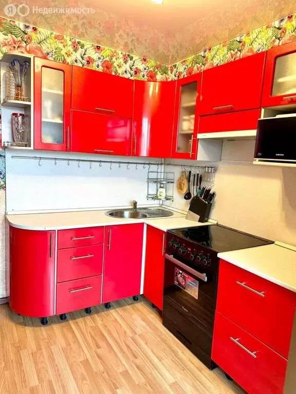 2-комнатная квартира: Уссурийск, улица Пушкина, 20 (50 м) - Фото 0