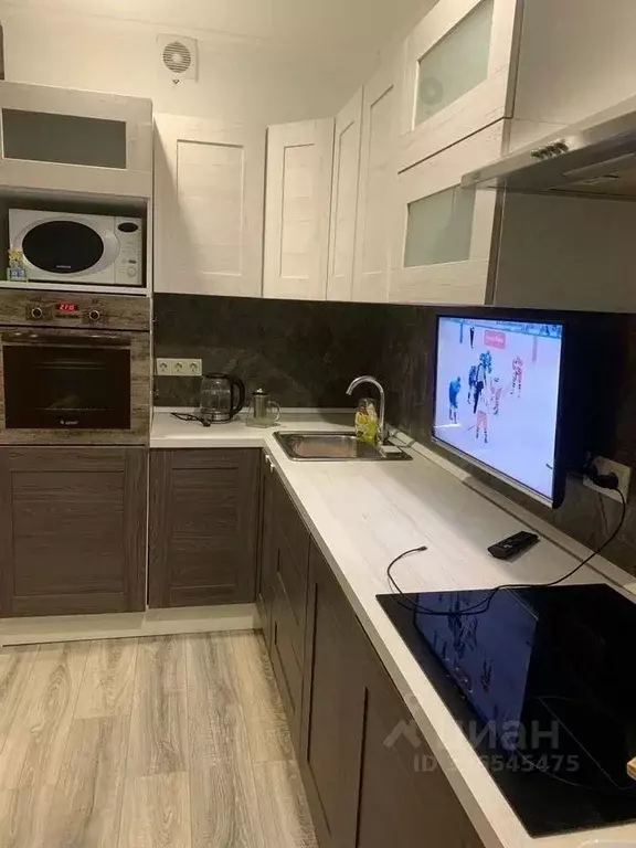 1-к кв. Тюменская область, Тюмень ул. Грибоедова, 13 (45.0 м) - Фото 1