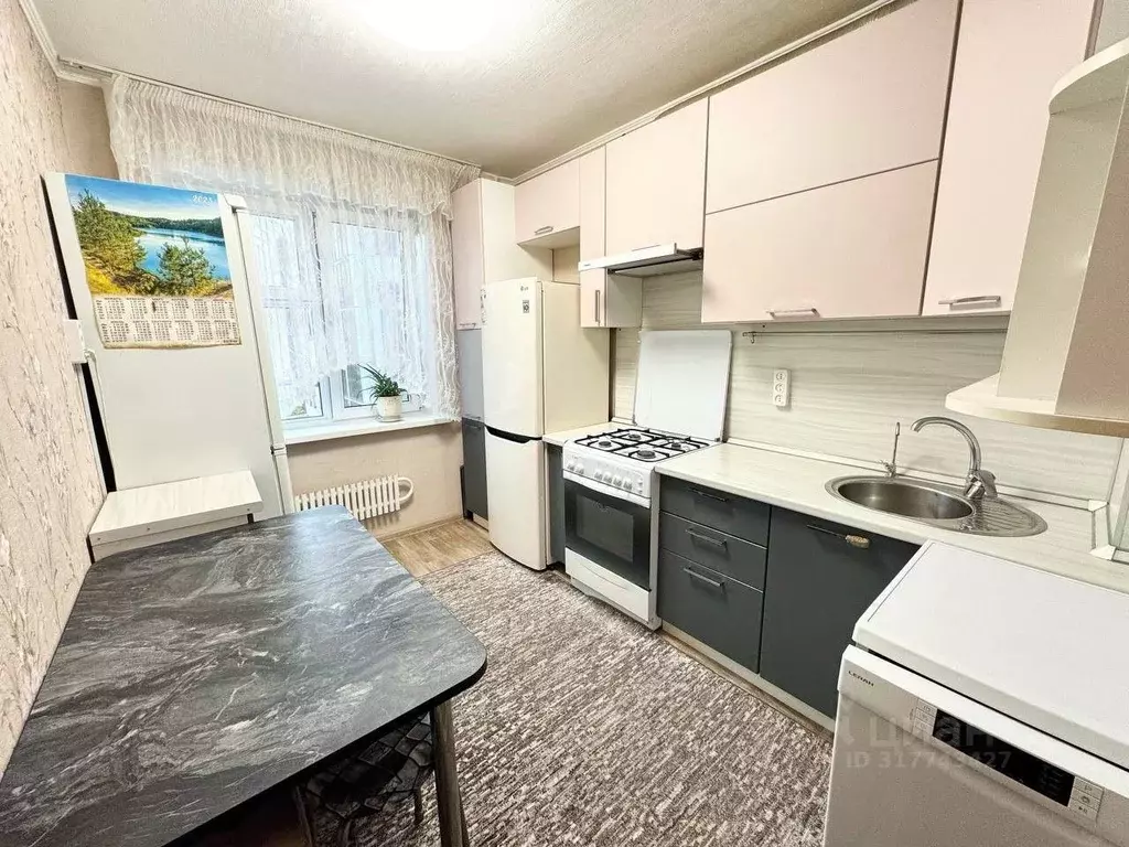 4-к кв. Татарстан, Нижнекамск просп. Мира, 48 (76.5 м) - Фото 0