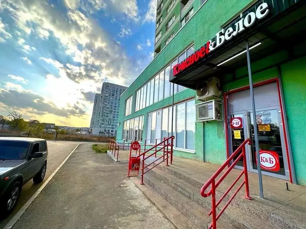 Торговая площадь в Саратовская область, Саратов ул. Усть-Курдюмская, ... - Фото 0