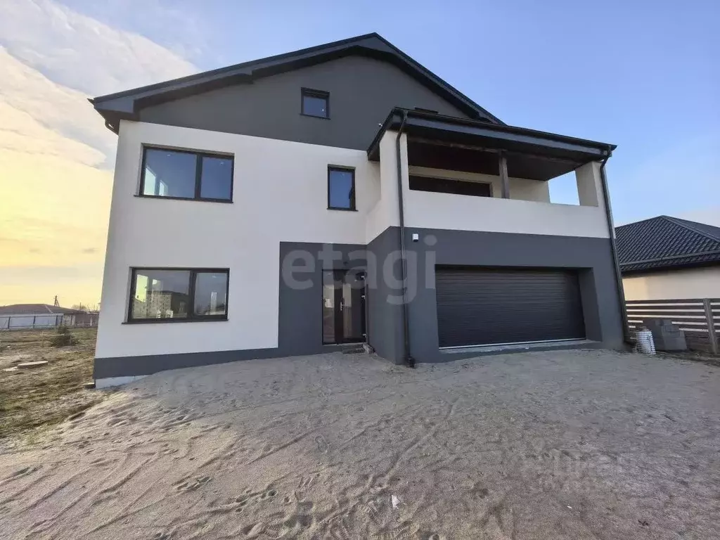 Дом в Калининградская область, Гурьевский муниципальный округ, пос. ... - Фото 1