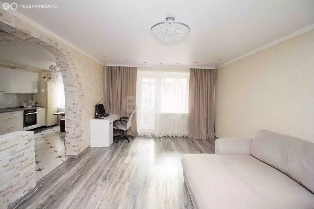 3-комнатная квартира: Тобольск, 7-й микрорайон, 46Б (88.4 м) - Фото 2