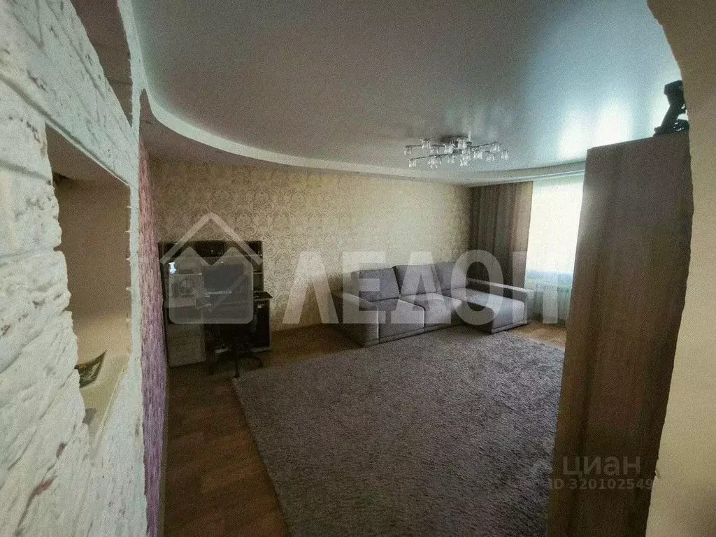 3-к кв. Омская область, Омск Городок Нефтяников мкр, ул. 2-я ... - Фото 2