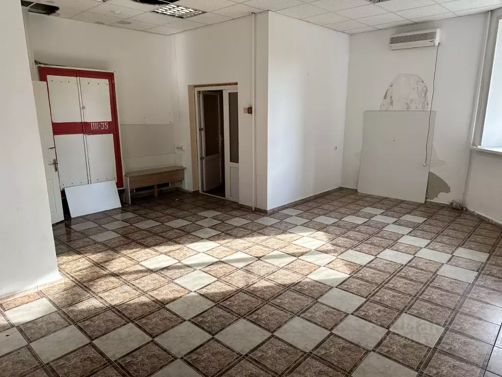 Помещение свободного назначения в Самарская область, Тольятти ... - Фото 1