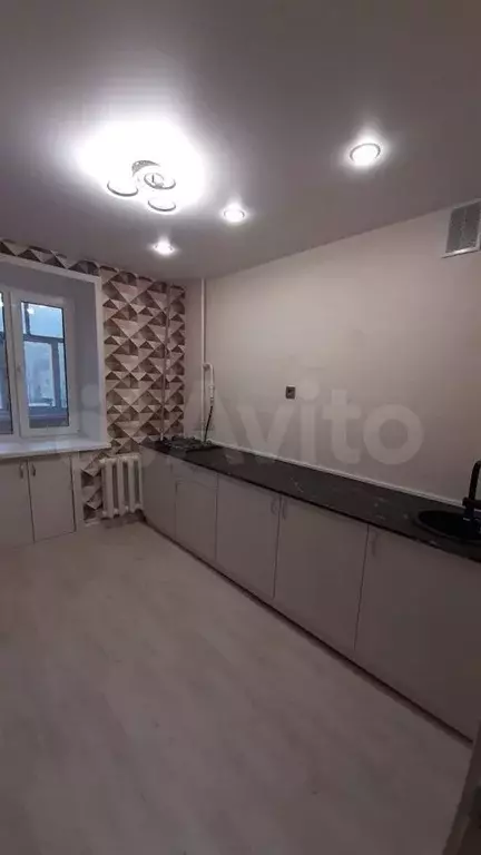 3-к. квартира, 64м, 3/5эт. - Фото 1