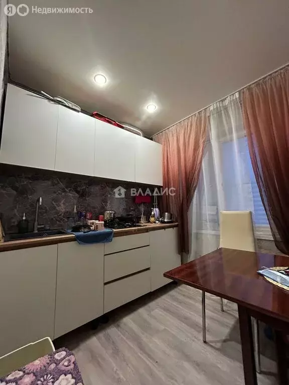 4-комнатная квартира: Волгоград, микрорайон Жилгородок, улица ... - Фото 2