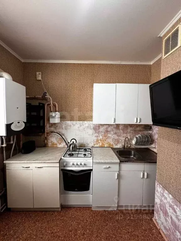 1-к кв. Белгородская область, Белгород ул. Есенина, 46а (33.6 м) - Фото 0
