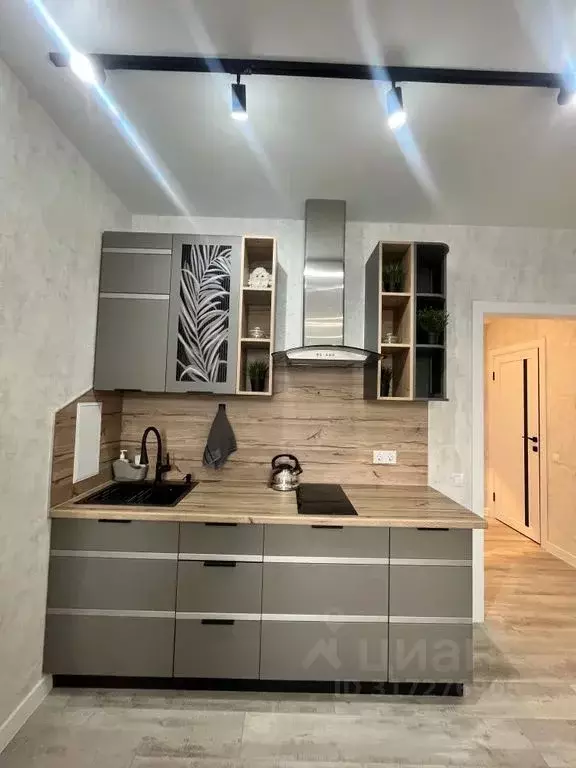 1-к кв. Алтай, Горно-Алтайск Коммунистический просп., 72/1 (50.0 м) - Фото 1