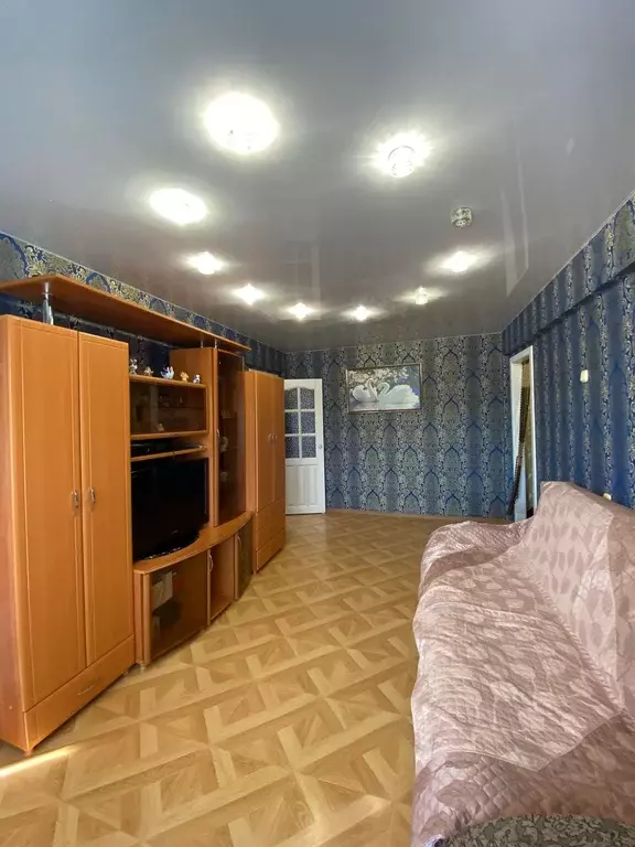 Продаётся 4-к квартира, 61.9 м - Фото 0
