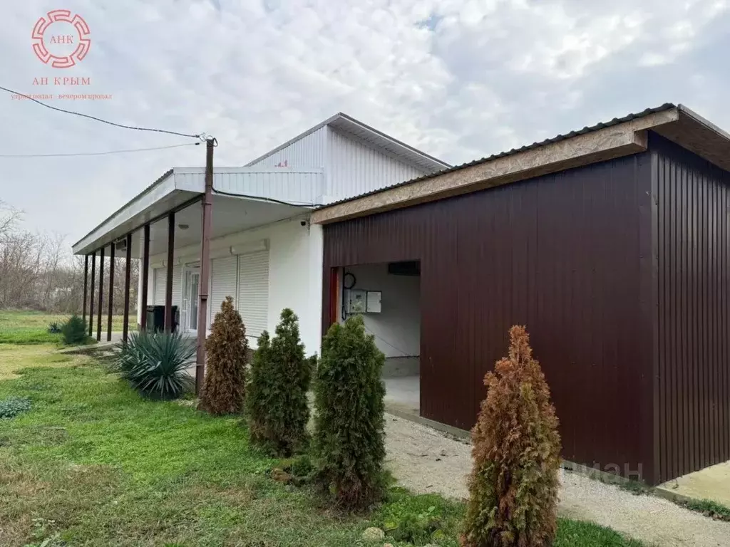 Торговая площадь в Крым, Ленинский район, с. Останино ул. Титаренко ... - Фото 2