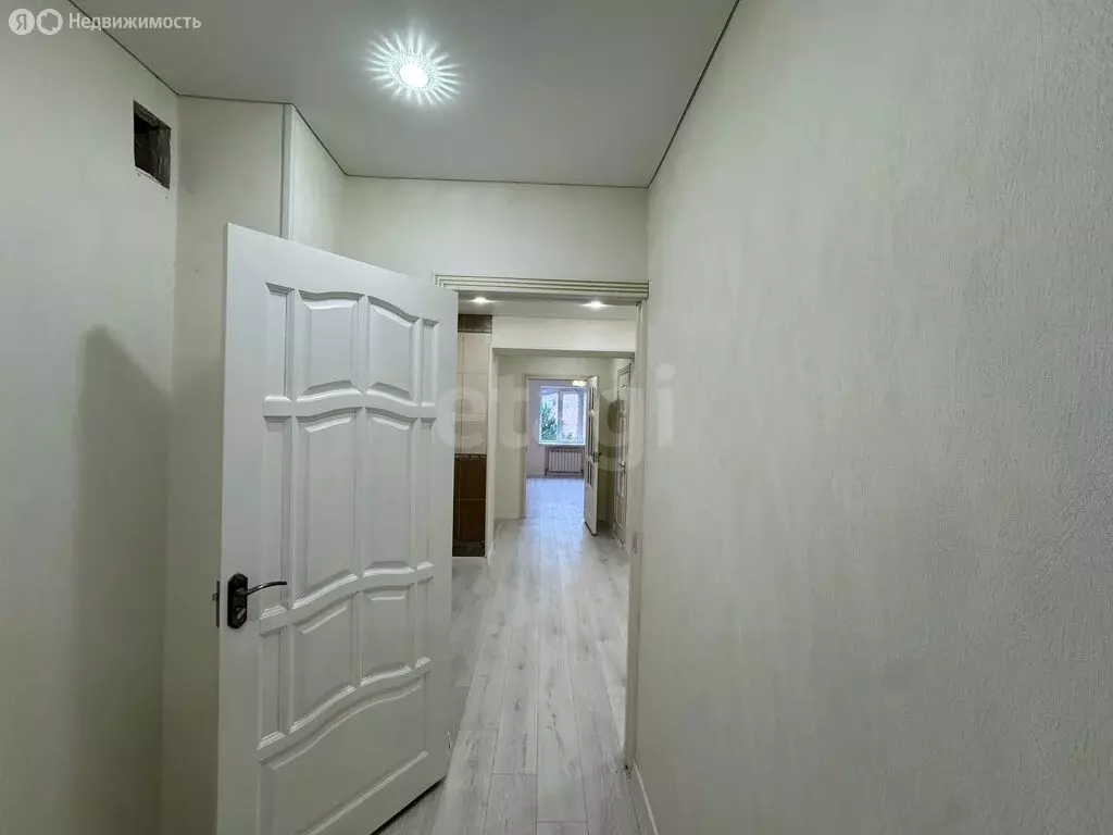 4-комнатная квартира: Карабулак, улица Осканова, 34 (91.7 м) - Фото 2