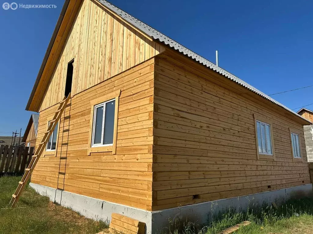 Дом в Иволгинский район, сельское поселение Гурульбинское, село ... - Фото 0