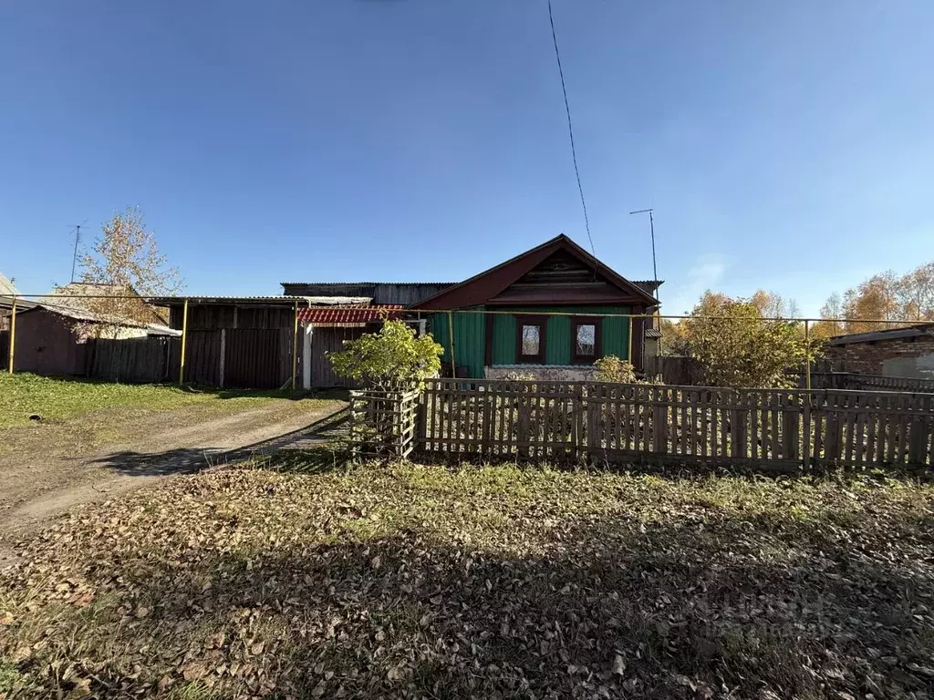 Дом в Свердловская область, Кировград ул. Коммунаров, 3 (70 м) - Фото 1