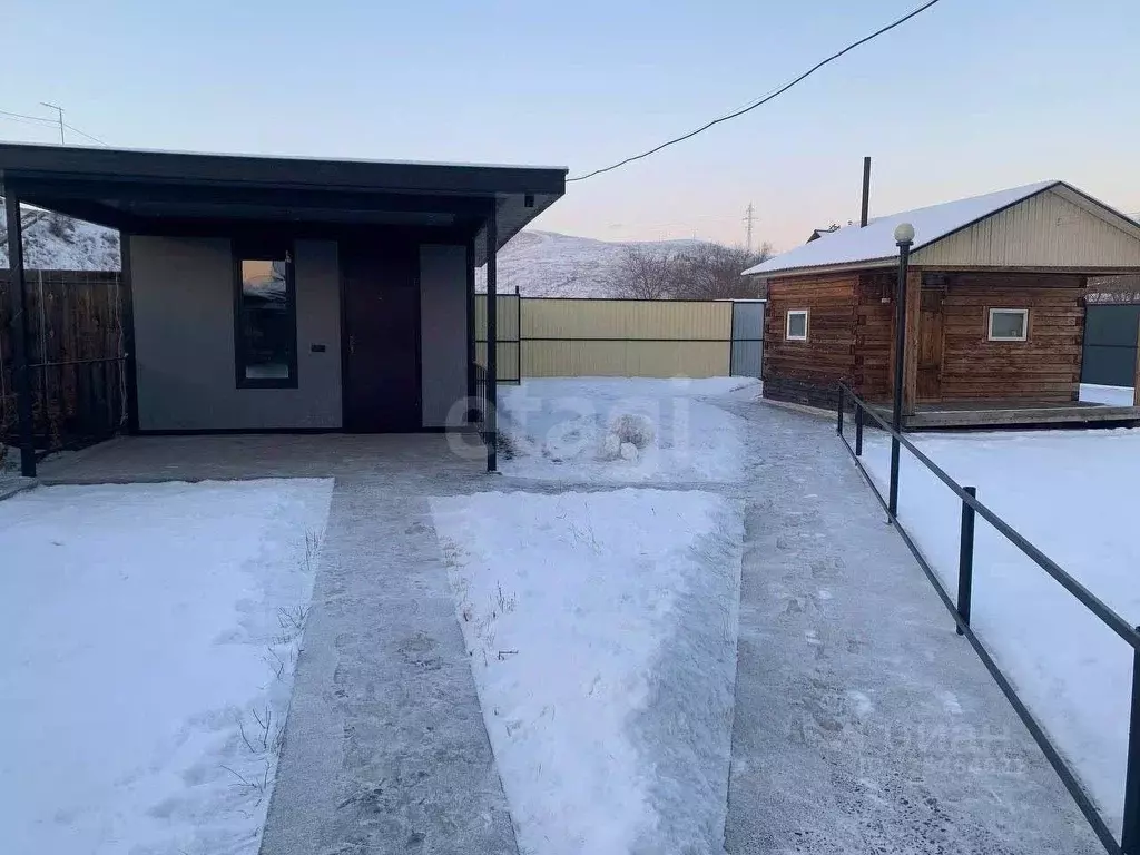 Дом в Бурятия, Улан-Удэ Заречный мкр, ул. Обручева, 41Б (71 м) - Фото 1