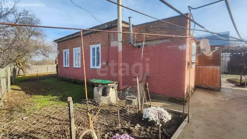 Дом в Кармалиновская, Приозёрная улица (80 м) - Фото 1