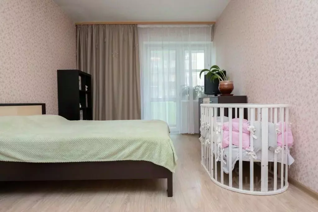 3-к кв. Иркутская область, Иркутск ул. 4-я Советская, 60/1 (107.0 м) - Фото 0