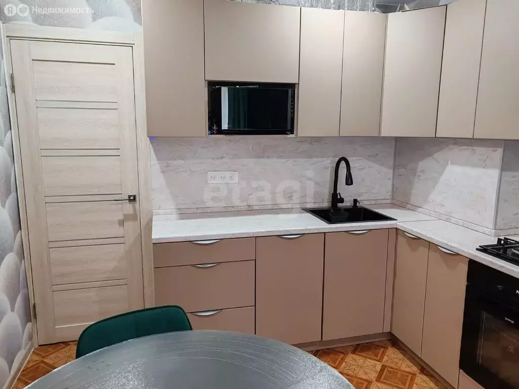 3-комнатная квартира: Борисоглебск, Аэродромная улица, 22 (63.2 м) - Фото 2