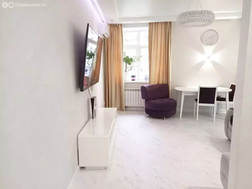 Квартира-студия: Ярославль, улица Лисицына, 57 (85.3 м) - Фото 1