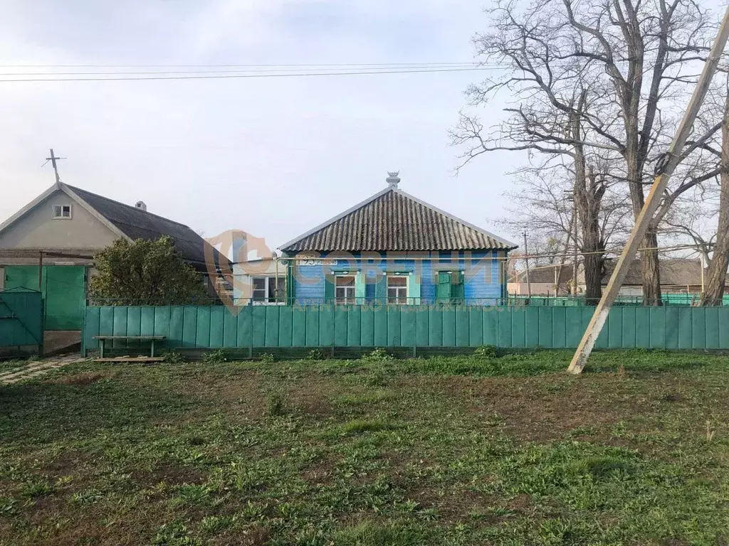 Дом в Краснодарский край, Каневской район, Стародеревянковское с/пос, ... - Фото 1