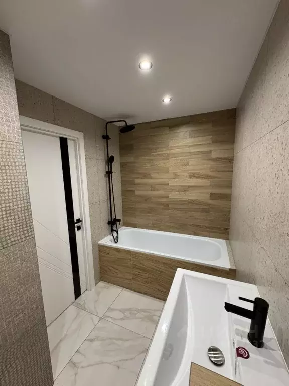 1-к кв. Кировская область, Киров бул. Прибрежный, 2 (33.0 м) - Фото 1