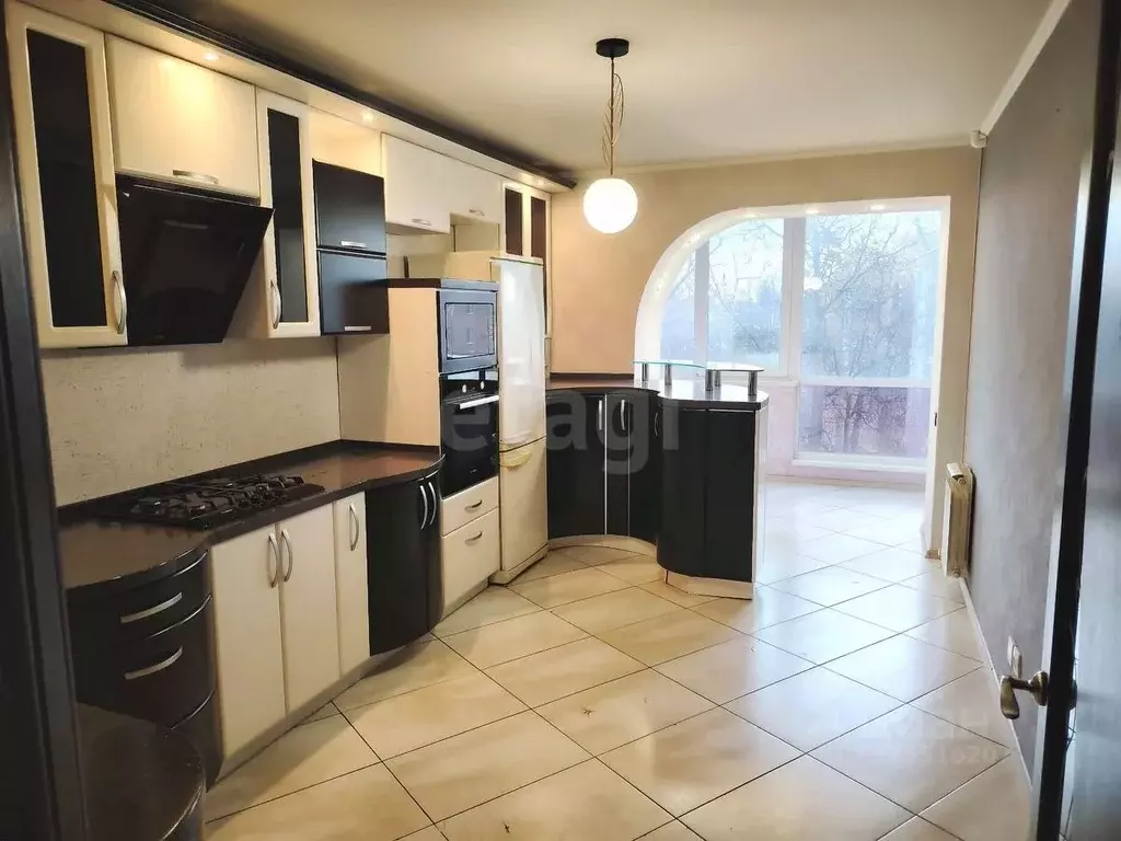 2-к кв. Брянская область, Брянск ул. Металлистов, 2 (71.5 м) - Фото 0