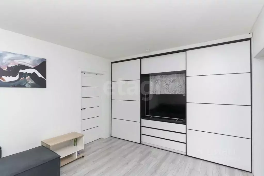 2-к кв. Тюменская область, Тюмень ул. Монтажников, 34 (58.7 м) - Фото 1