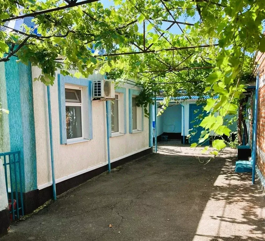 Дом в Краснодарский край, Темрюкский район, Фонталовское с/пос, пос. ... - Фото 1