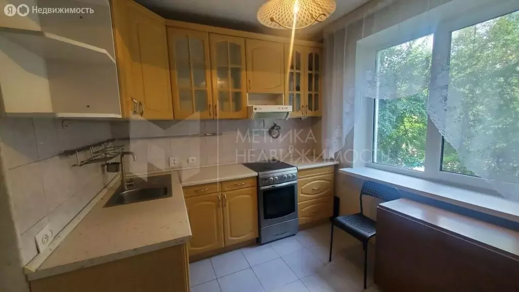 2-комнатная квартира: Тюмень, улица Софьи Ковалевской, 11 (48.9 м) - Фото 1
