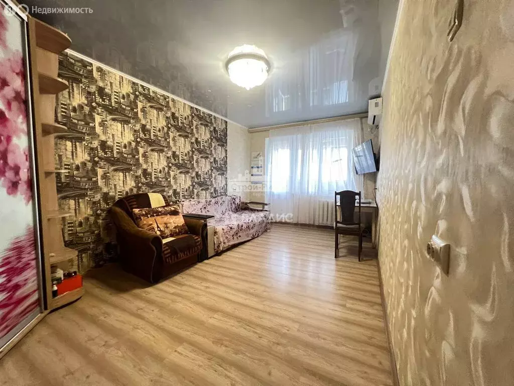 1-комнатная квартира: Керчь, улица Будённого, 11 (35 м) - Фото 0